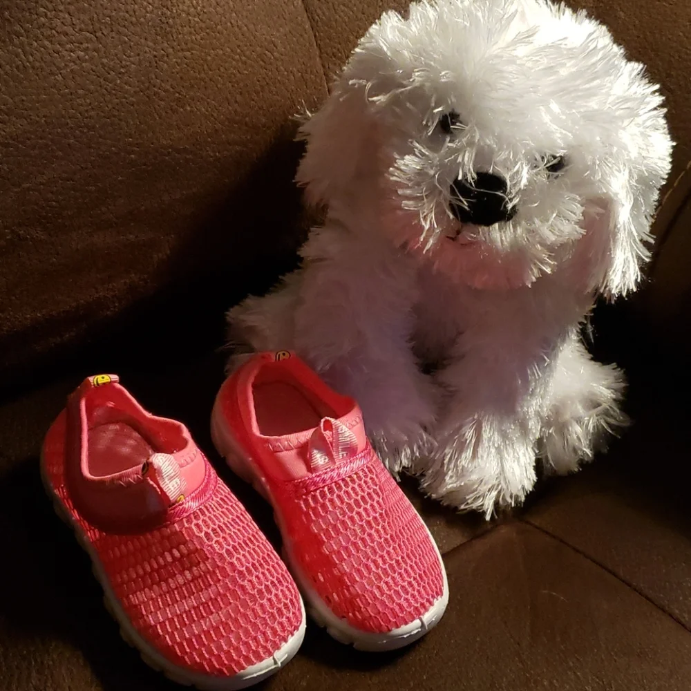 Pink Mesh Toddler Swim shoes